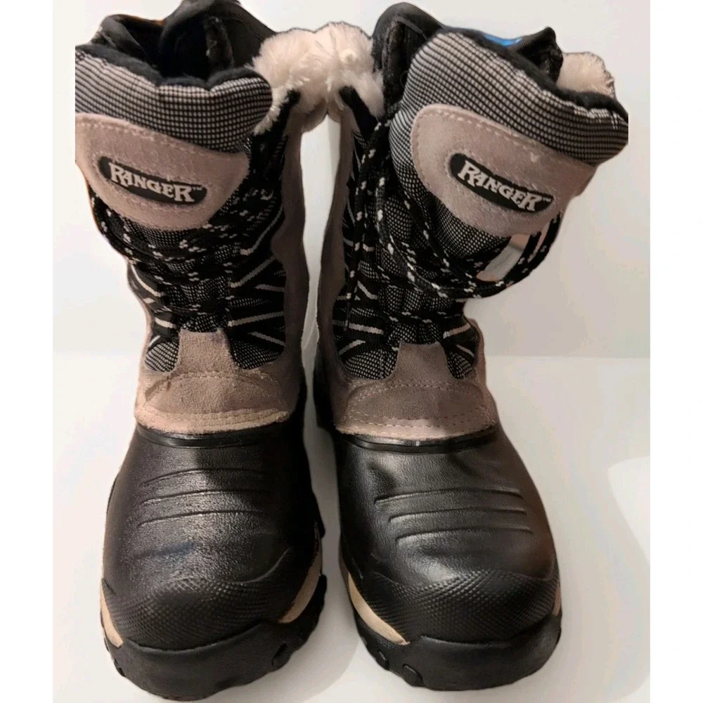 Ranger Winter Snow Boots Lace Duck Boot Black/White Sz US 9 Women Thermolite GUC